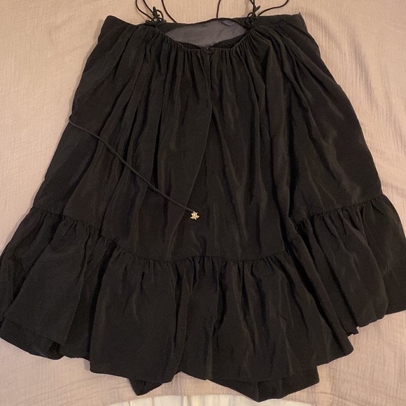 Zimmermann Silk Elegant Black Dress with pockets. Size 4 . Missing white flower - Picture 9 of 14